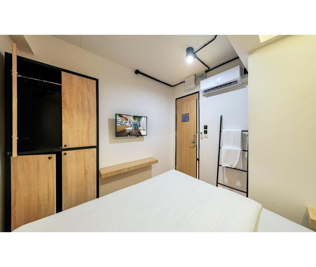 Siam Subway Hostel And Cafe بانكوك المظهر الخارجي الصورة