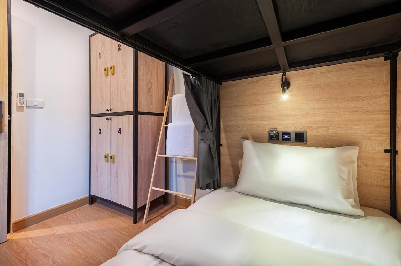 Siam Subway Hostel And Cafe بانكوك المظهر الخارجي الصورة